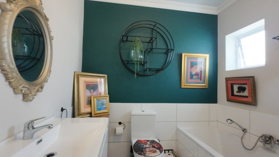 3 Bedroom Property for Sale in Witsand Western Cape